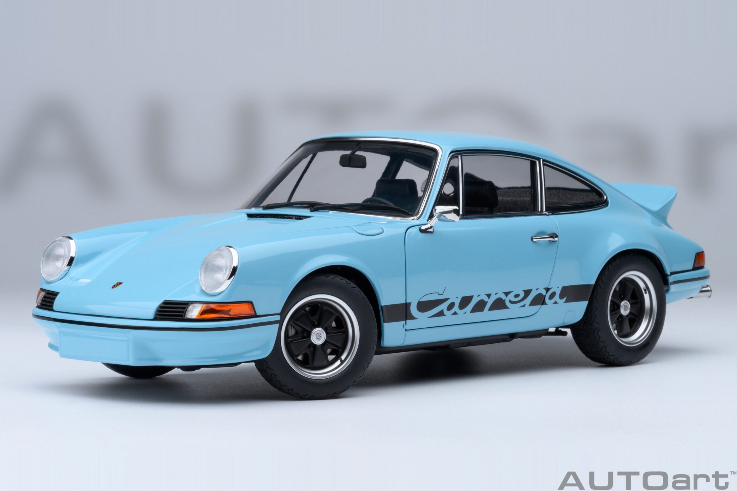 78032 AUTOart Porsche 911 Carrera 2.7 RS Gulf Blue/Black Stripes 1:18
