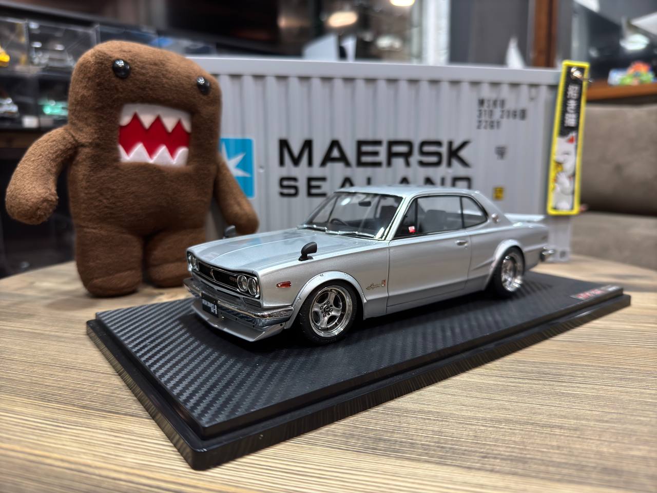 IG3236 Ignition Model Nissan Skyline 2000 GT-R (KPGC10) Silver 1:18