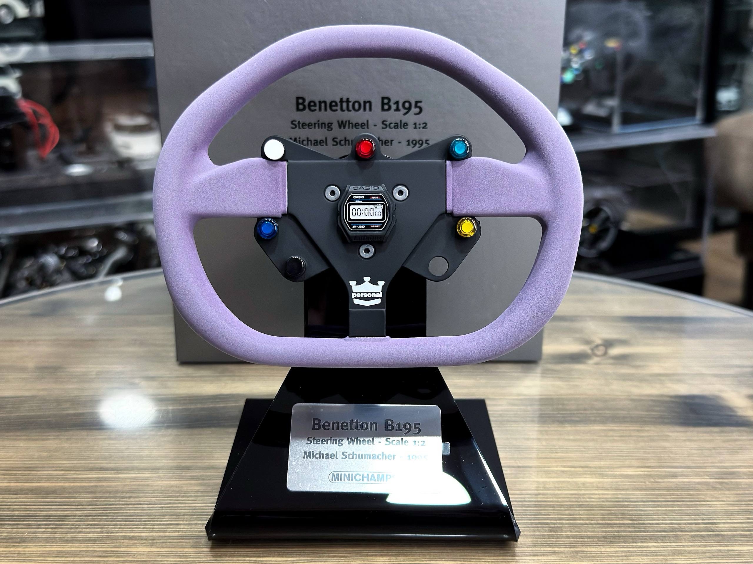251950001 Minichamps Steering Wheel  Benetton Renault B195 Michael Schumacher 1995 1:2