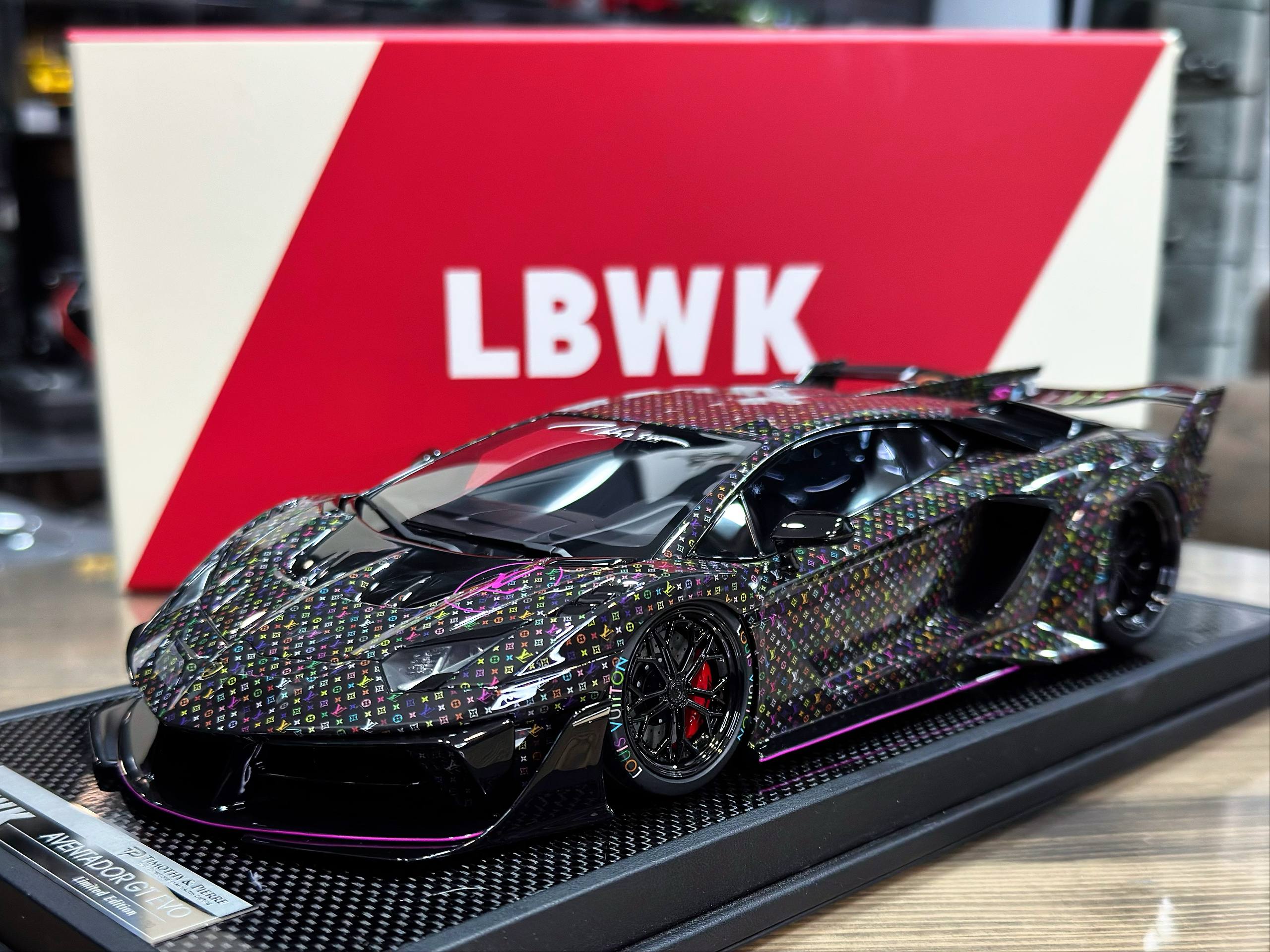 LB1875-BLV Timothy & Pierre LBWK Lamborghini Aventador 700GT EVO LV Black 1:18