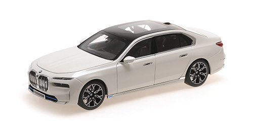 110023200 Minichamps BMW i7 2022 White Metallic 1:18
