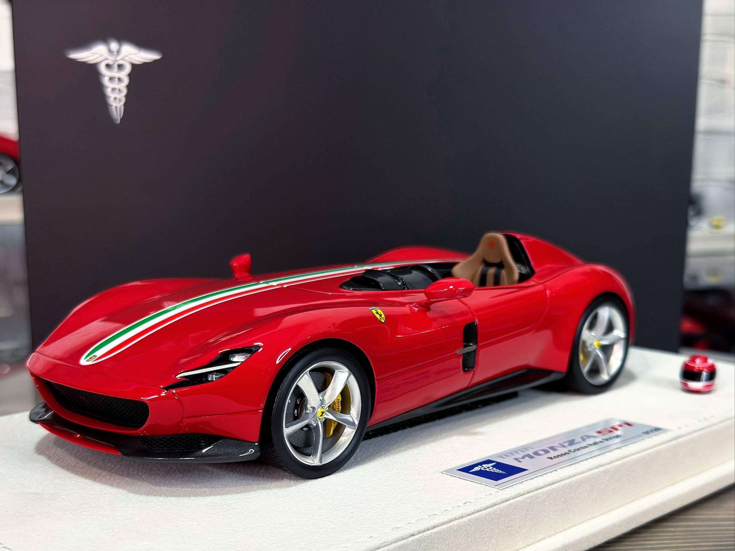 Hermes Collection Ferrari Monza SP1 Rosso Corsa Italia Stripe 1:18