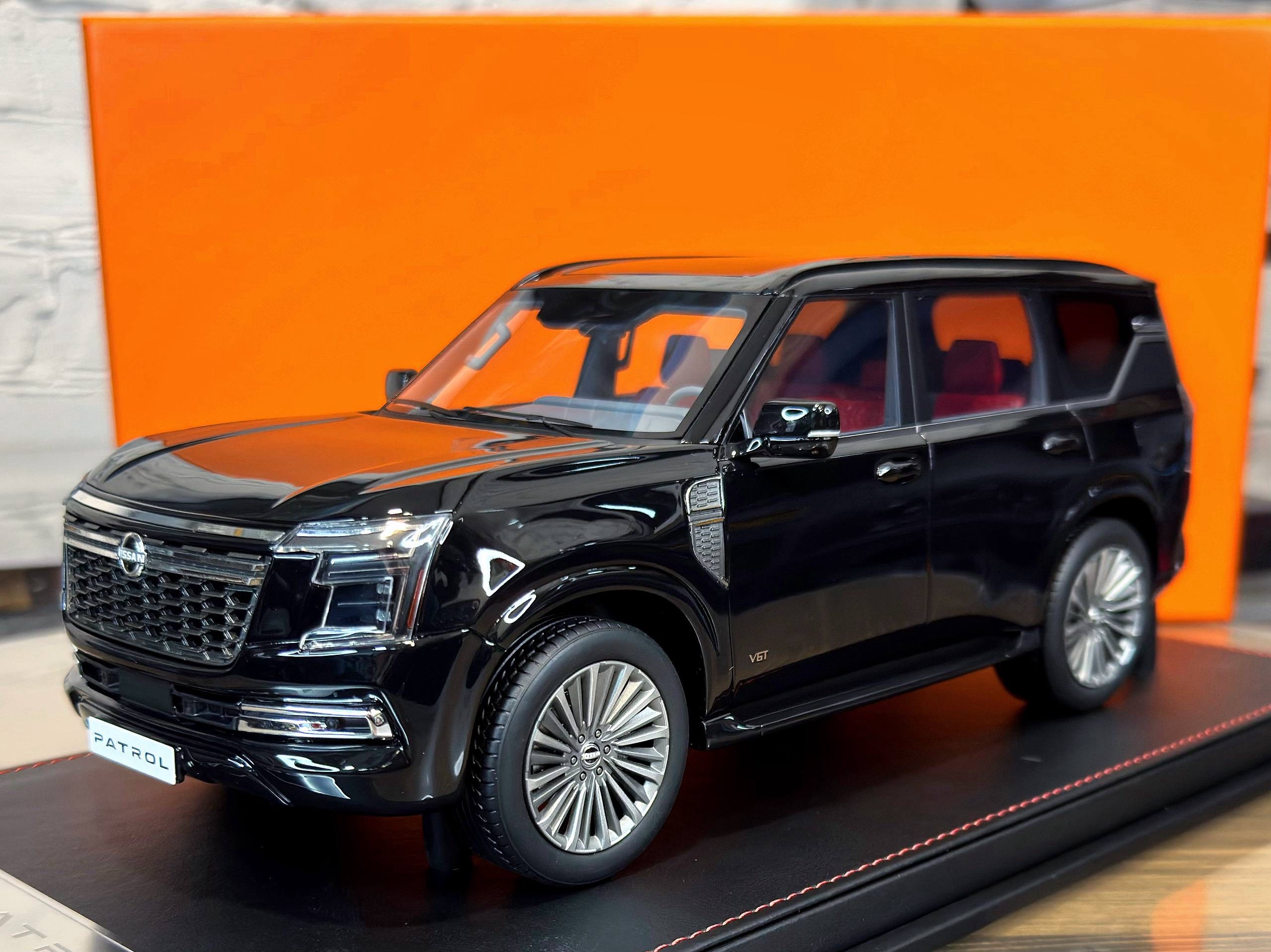 diAMAnd Nissan Patrol Black 1:18