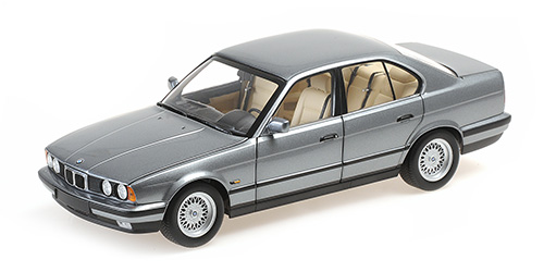 100024008 Minichamps BMW 535i (E34) 1988 Grey Metallic 1:18