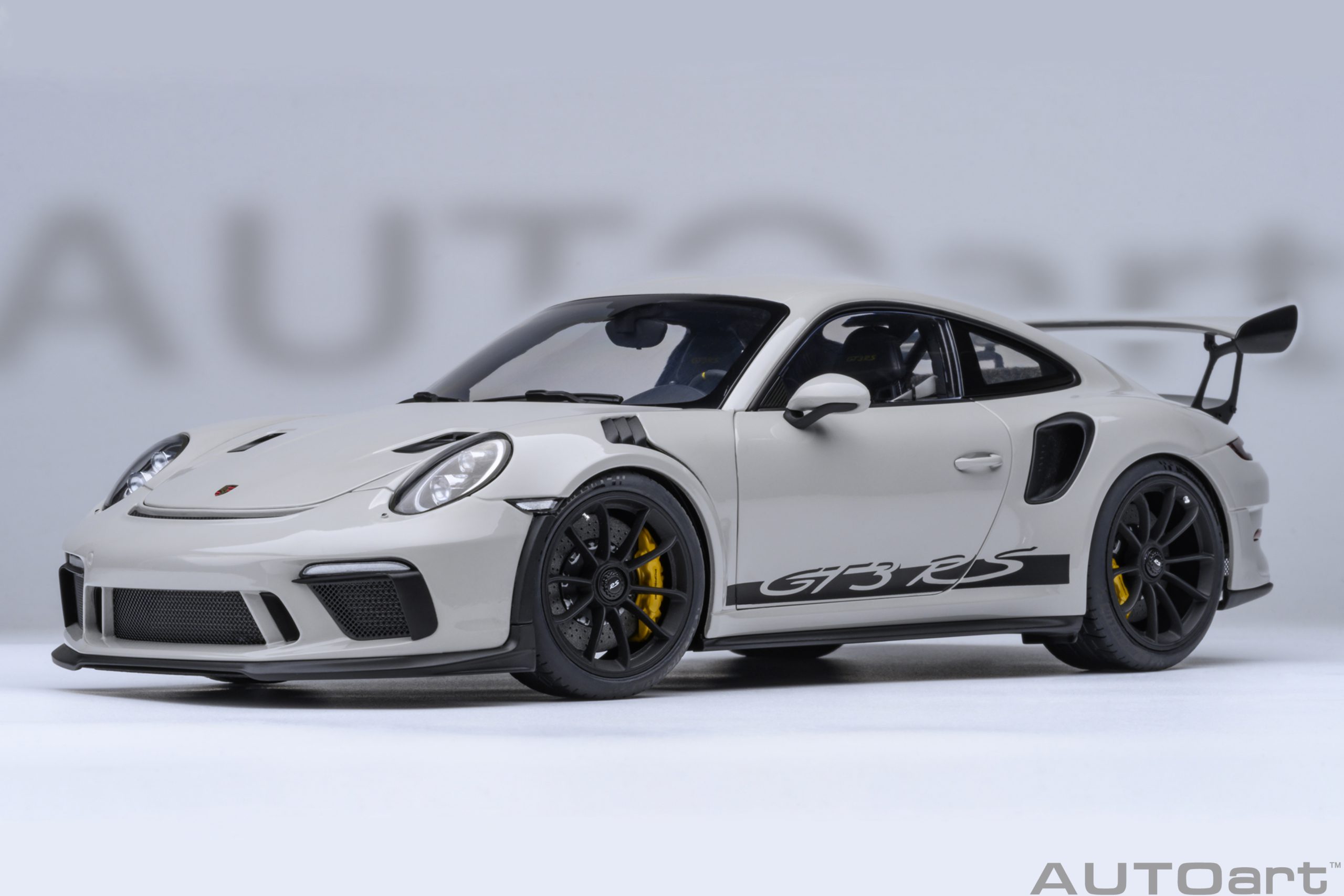 78180 AUTOart Porsche 911 (991.2) GT3 RS Crayon 1:18