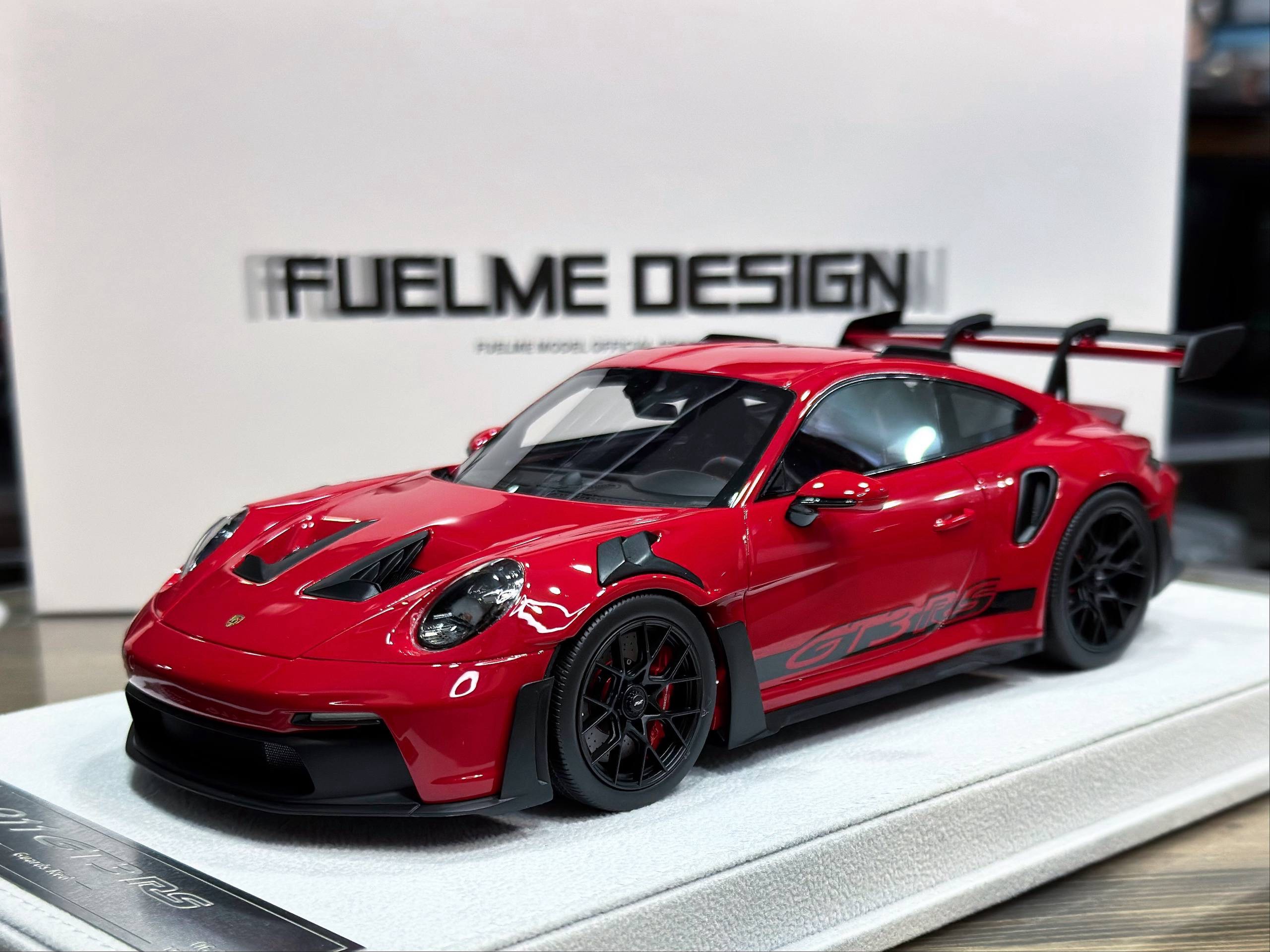 FM18009LM-05 FuelMe Porsche 911 GT3RS Red 1:18