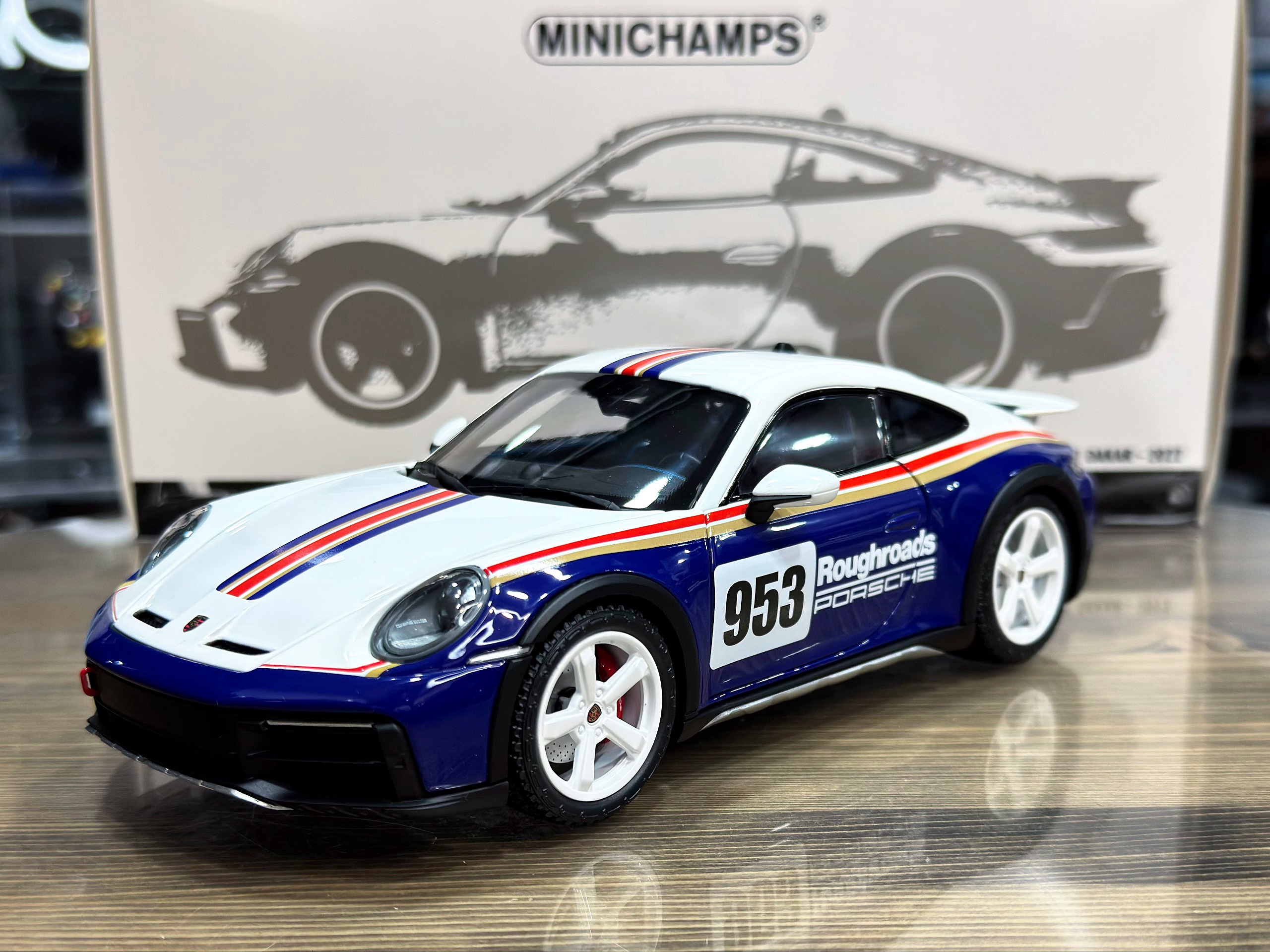110062075 Minichamps Porsche 911 Dakar 2022 Roughroads 1:18