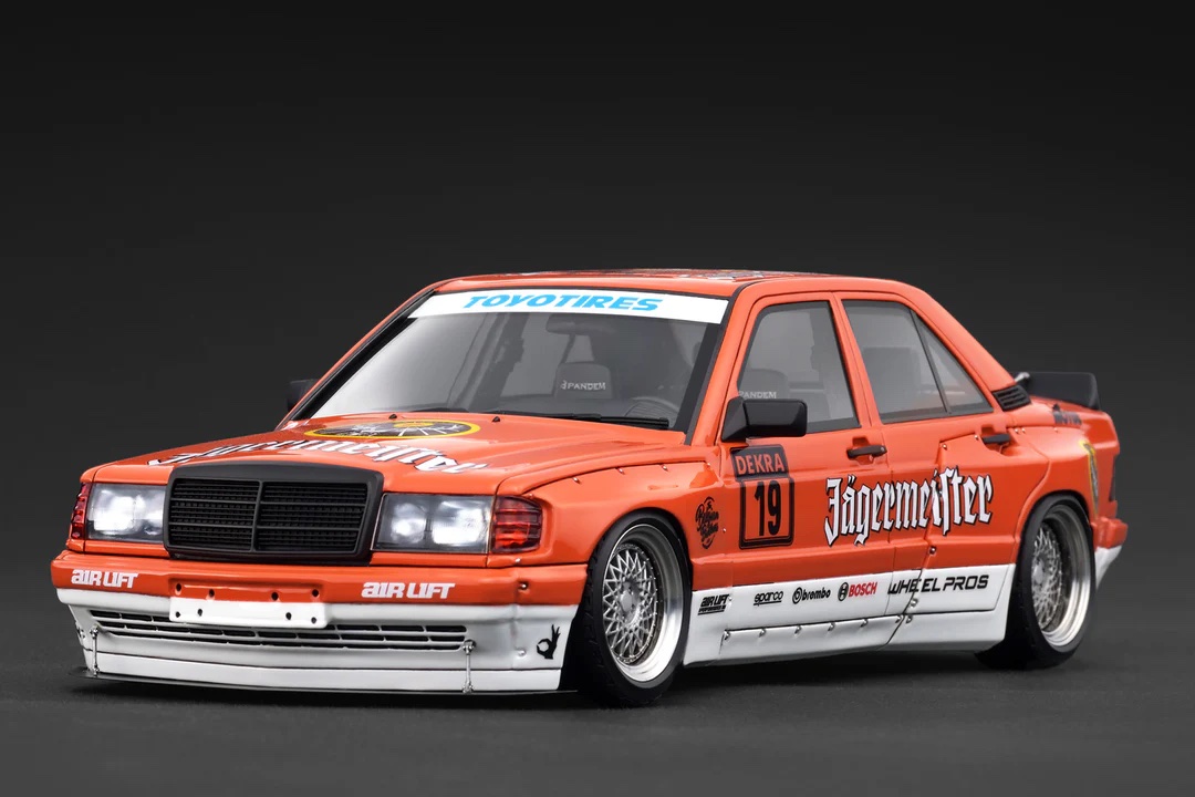 IG3771 Ignition Model PANDEM Mercedes Benz 190 Orange 1:18