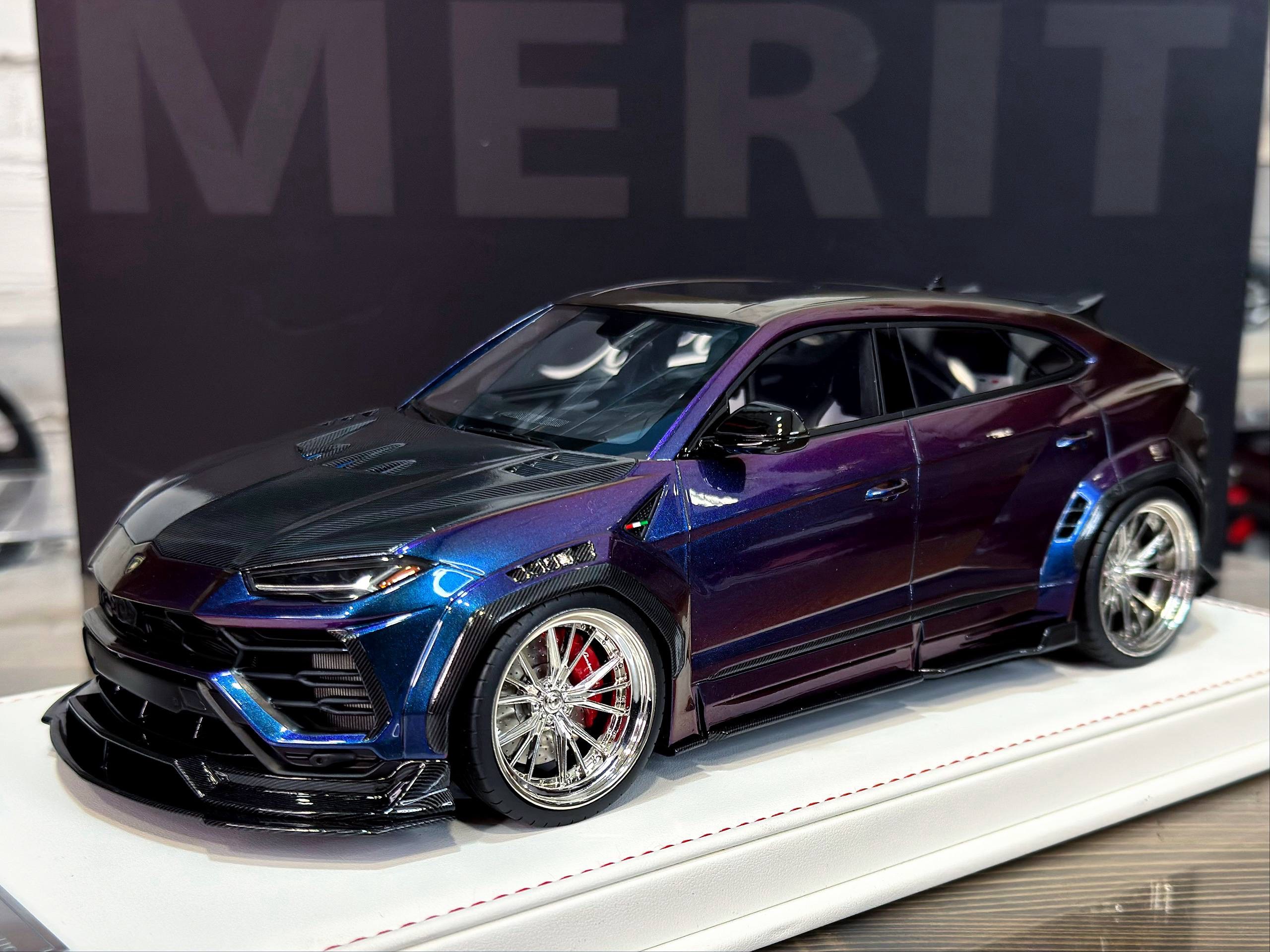 AB474 IVY Merit LBWK Lamborghini Urus Chameleon 1:18