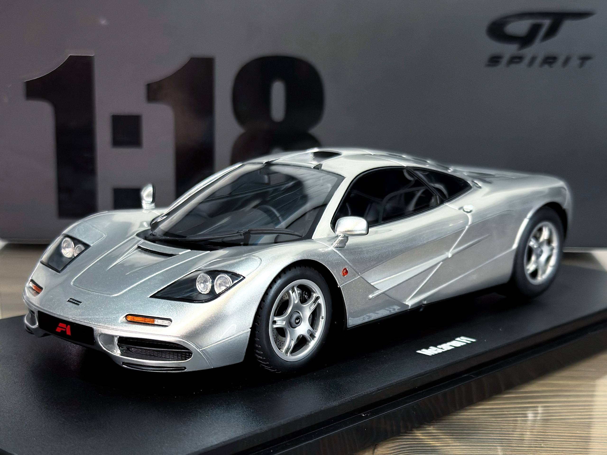 CLDC045 GT Spirit McLaren F1 Silver 1:18