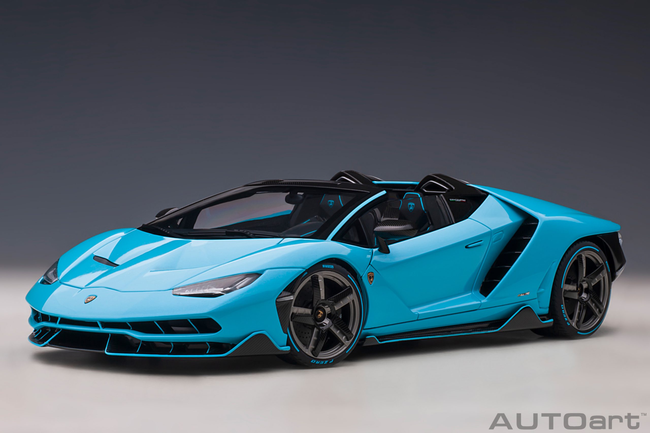 79206 AUTOart Lamborghini Centenario Roadster Blu Cepheus/Pearl Blue 1:18