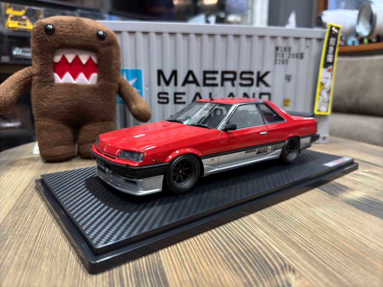 IG2442 Ignition Model Nissan Skyline 2000 RS-X Turbo-C (R30) Red/Silver 1:18