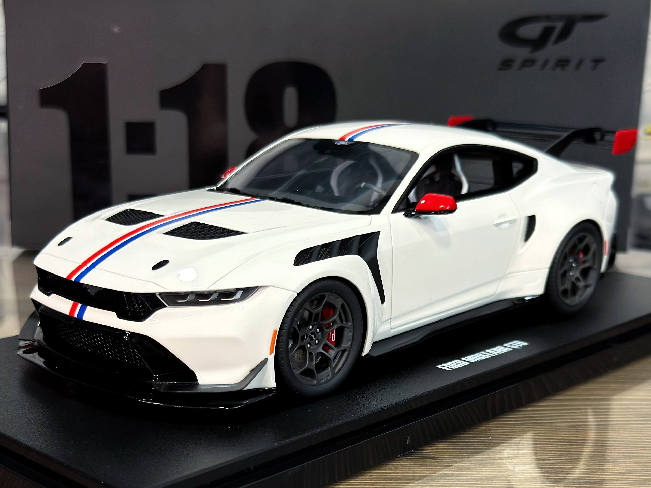 GT956 GT Spirit Ford Mustang GTD «Spirit of America» Performance White 2025 1:18