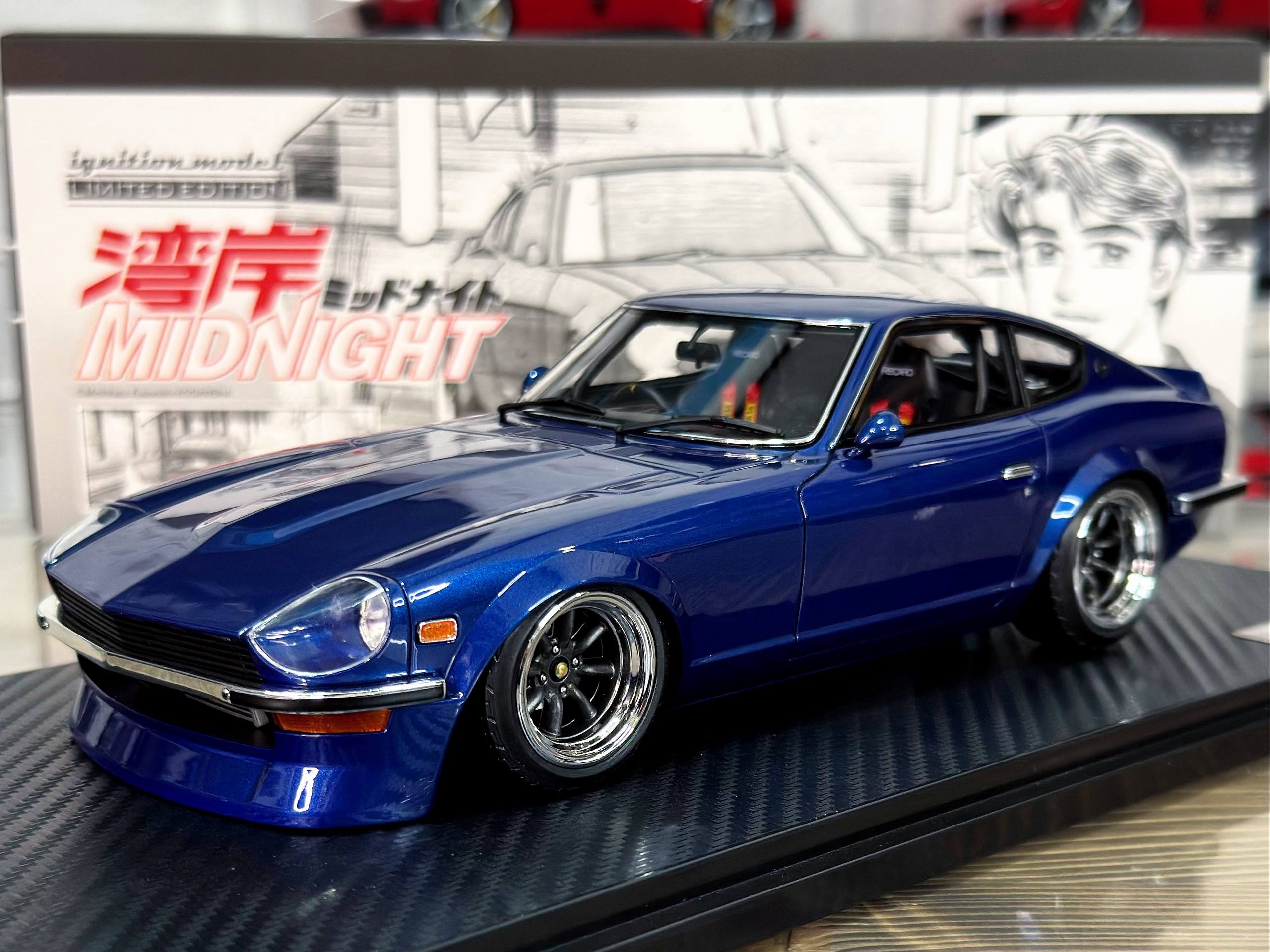 IG3592 Ignition Model Nissan Fairlady Z (S30) Blue 湾岸MIDNIGHT Devil’s Z 1:18