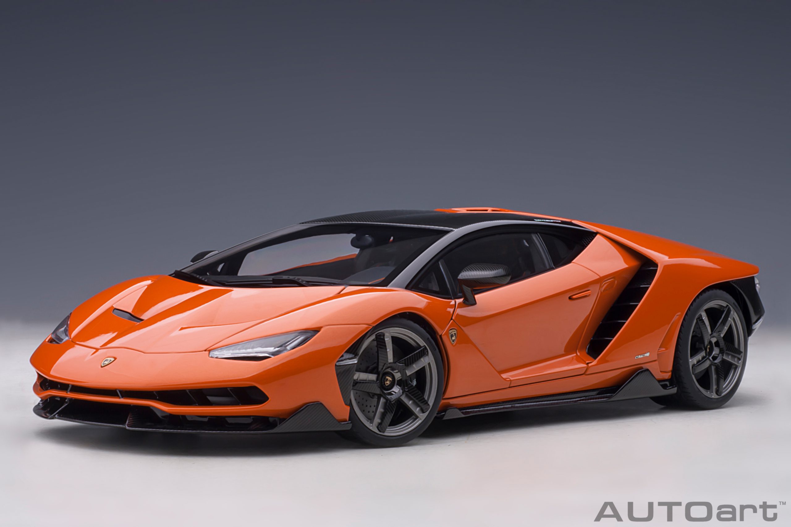 79201 AUTOart Lamborghini Centenario Arancio Argos 2016 1:18