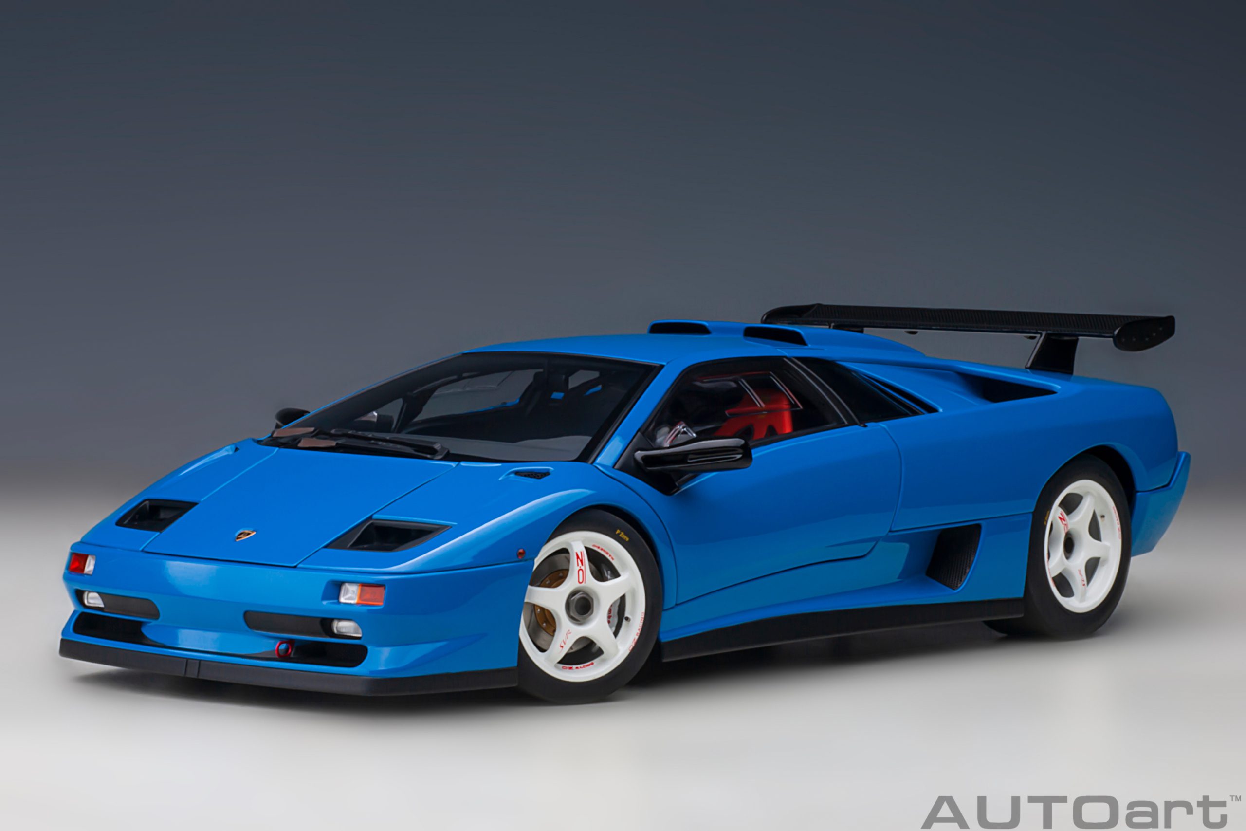 79148 AUTOart Lamborghini Diablo SV-R Blu Le Mans 1:18