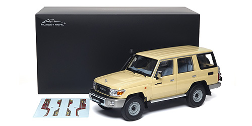 ALM870102 Almost Real Toyota Land Cruiser 70 Series (J76) 2017 Beige 1:18