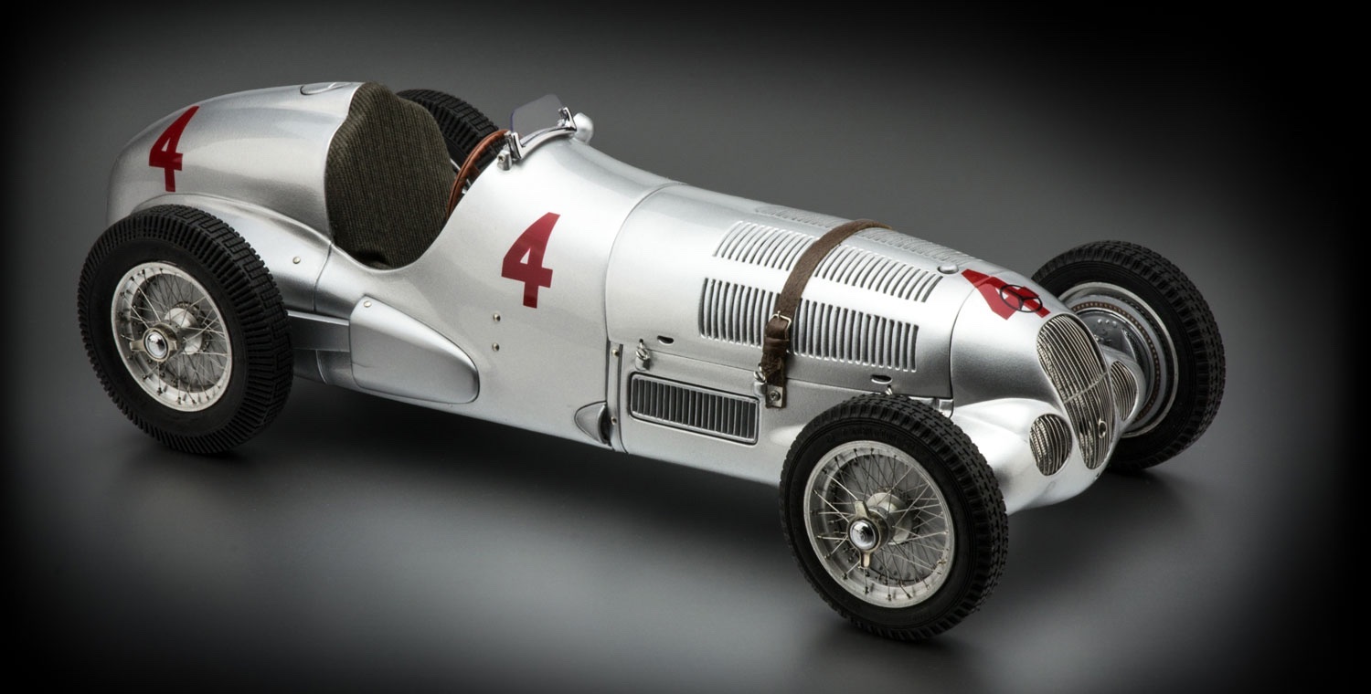 M-116 CMC Mercedes-Benz W 125 1937 GP Donington #4 Seaman Silver 1:18