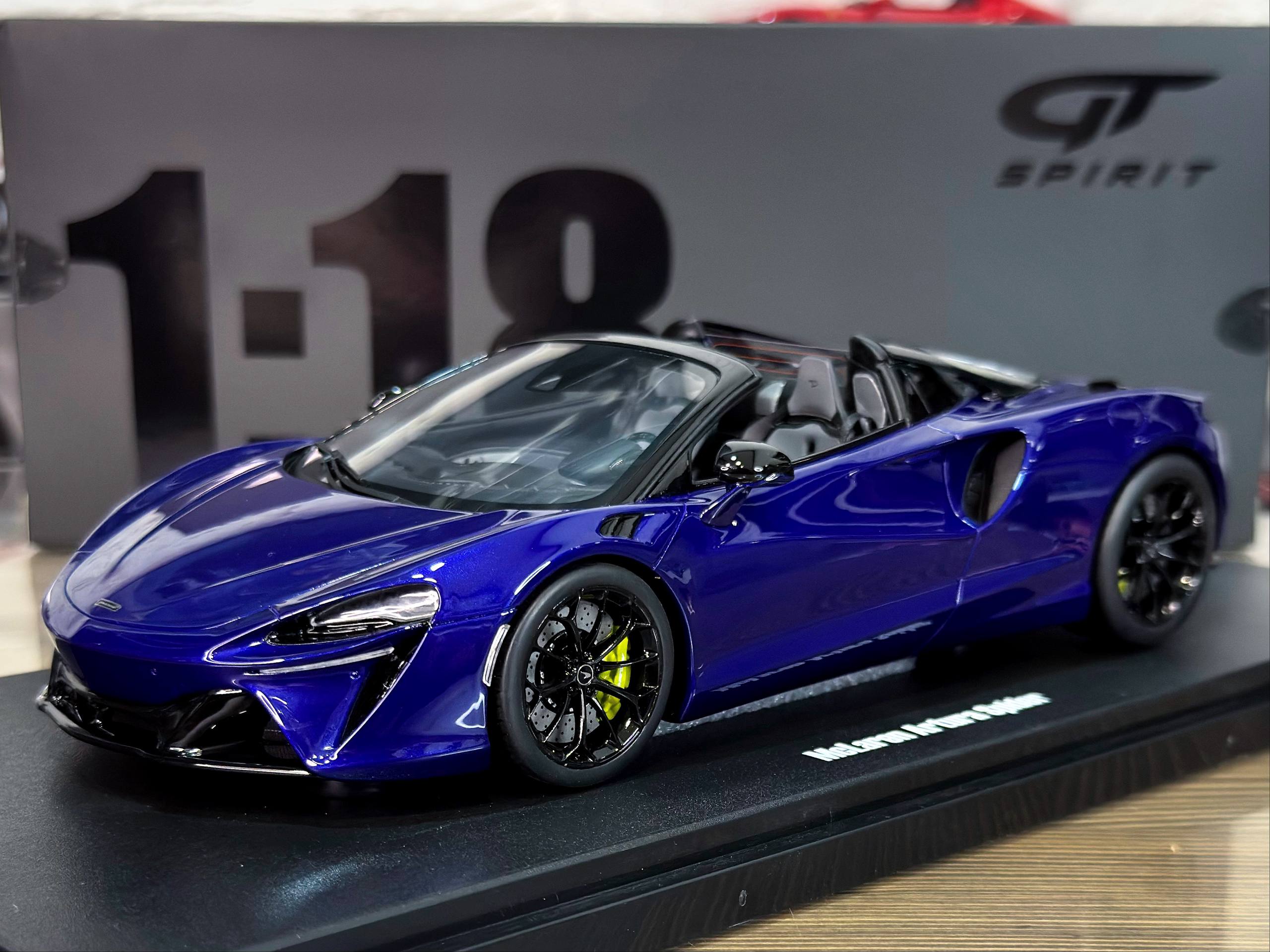 GT515 GT Spirit McLaren Artura Spider 2024 Purple 1:18