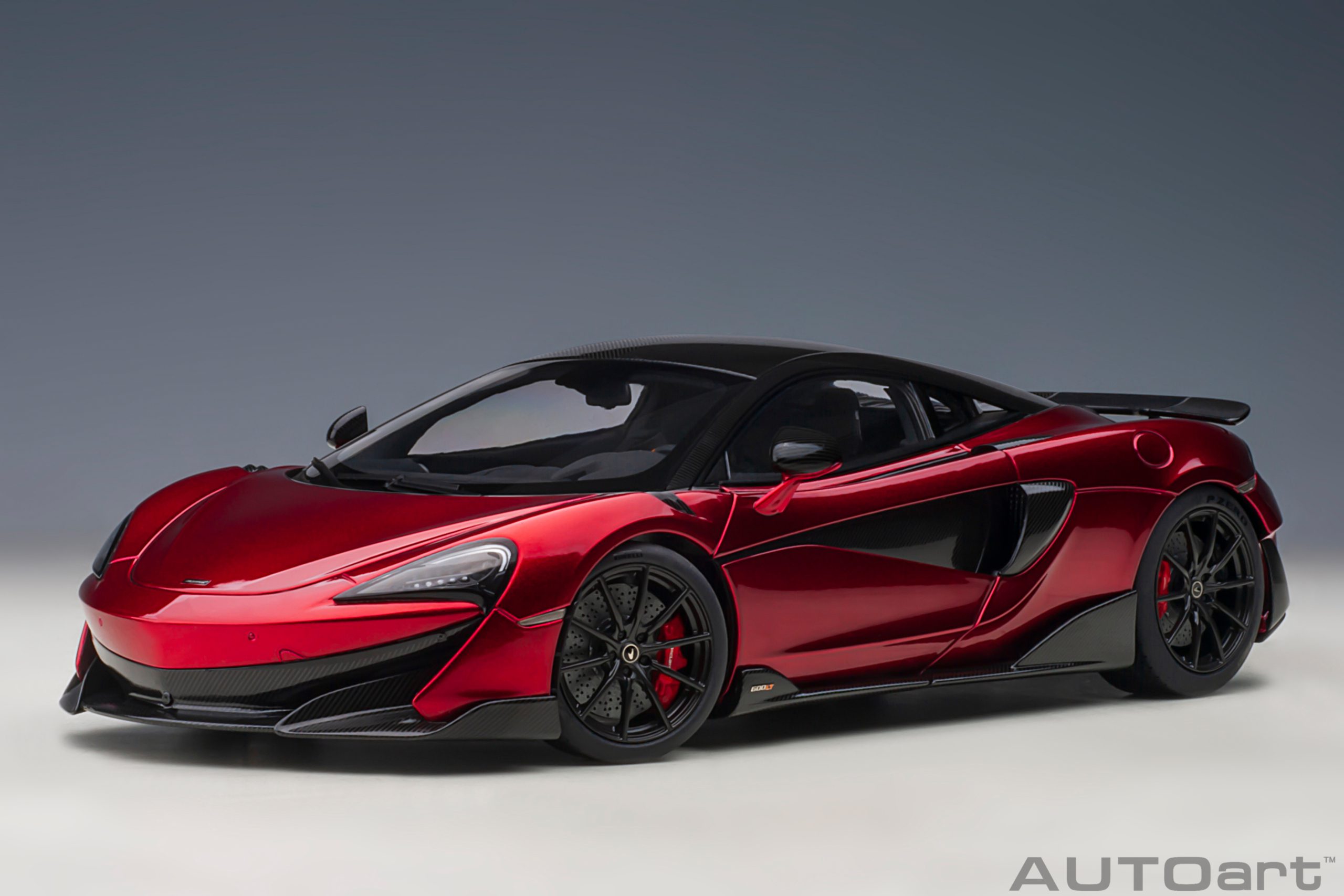76085 Autoart McLaren 600LT 1:18